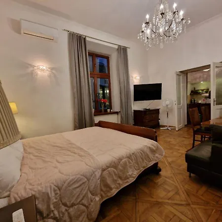 Appartement Estate - Florianska Cracovie